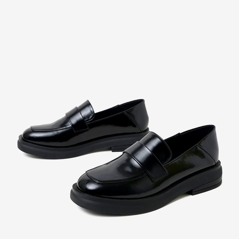 Female British leather loafers