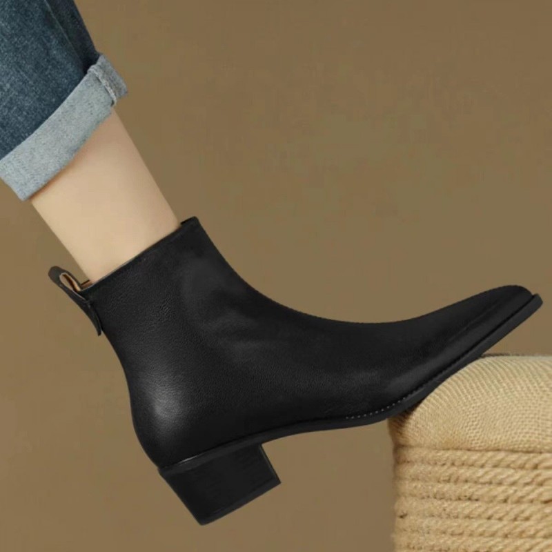 Retro Versatile Pointed-toe Soft Leather Ankle Boots For Women